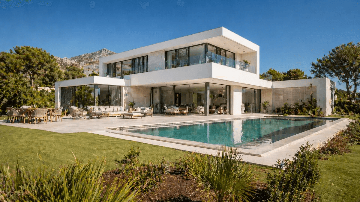 New build contemporary villa with pool and mountain views on the Costa Blanca