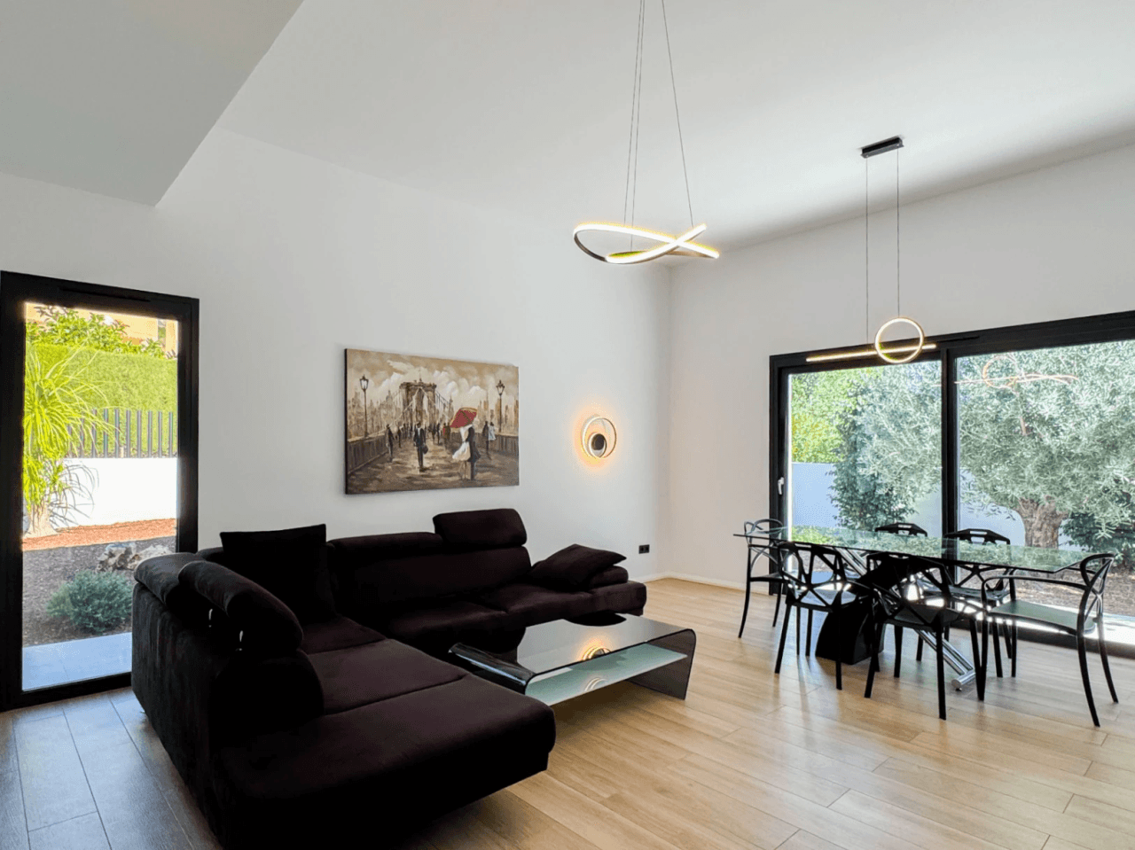 Modern Villa in the Quiet Residential area of Santa Clara, Altea