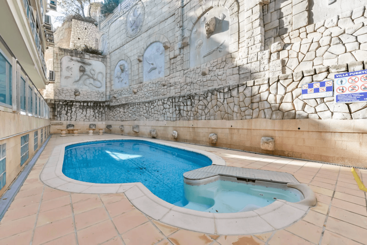 Seafront Duplex with Panoramic Views in Mascarat, Altea