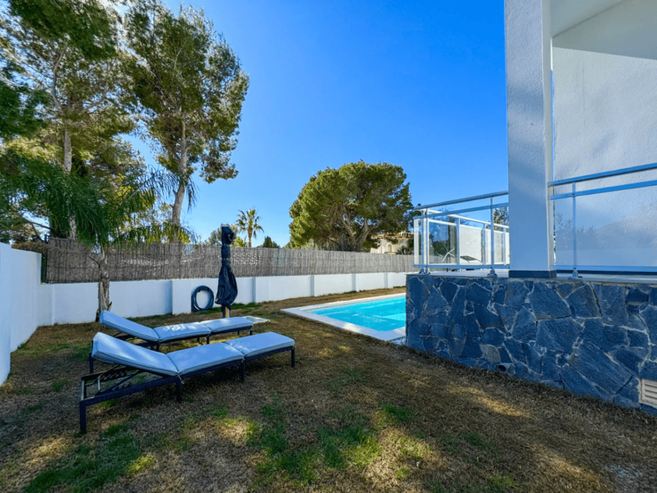 Modern Villa in the Quiet Residential area of Santa Clara, Altea