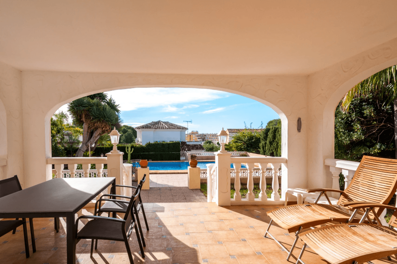 Sea View Villa for Sale in Moraira Walking Distance to Centre