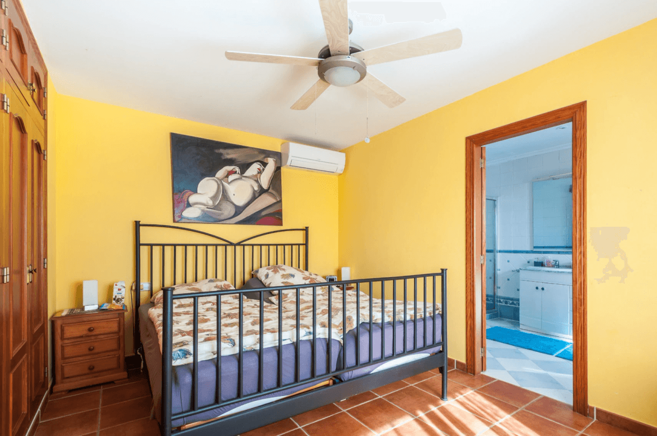 Benissa Villa with Sea Views and Separate Guest Apartment