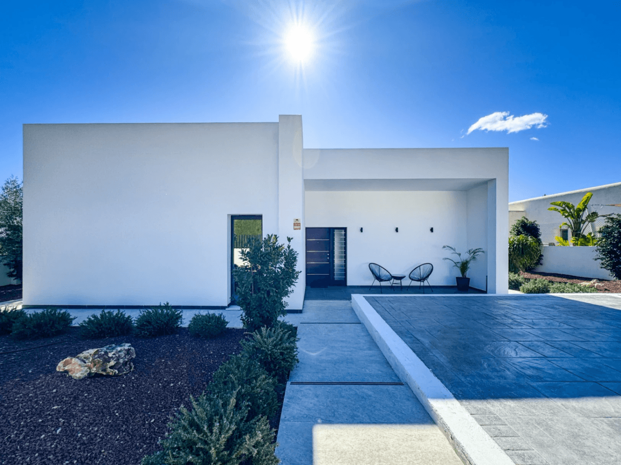 Modern Villa in the Quiet Residential area of Santa Clara, Altea