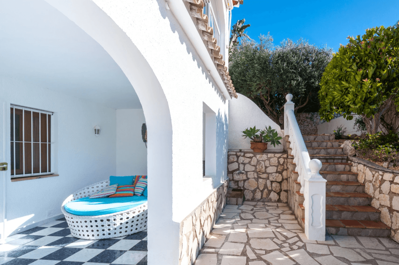 Southwest-oriented Mediterranean Villa in Benissa near San Jaime Golf Club