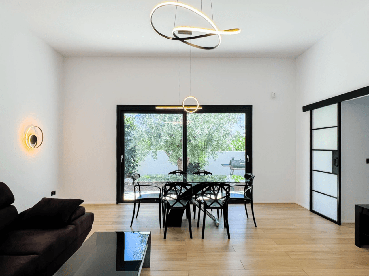 Modern Villa in the Quiet Residential area of Santa Clara, Altea