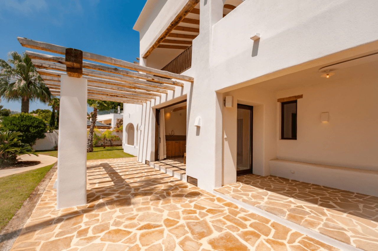 High-end designer villa for sale in San Jaime – Benissa