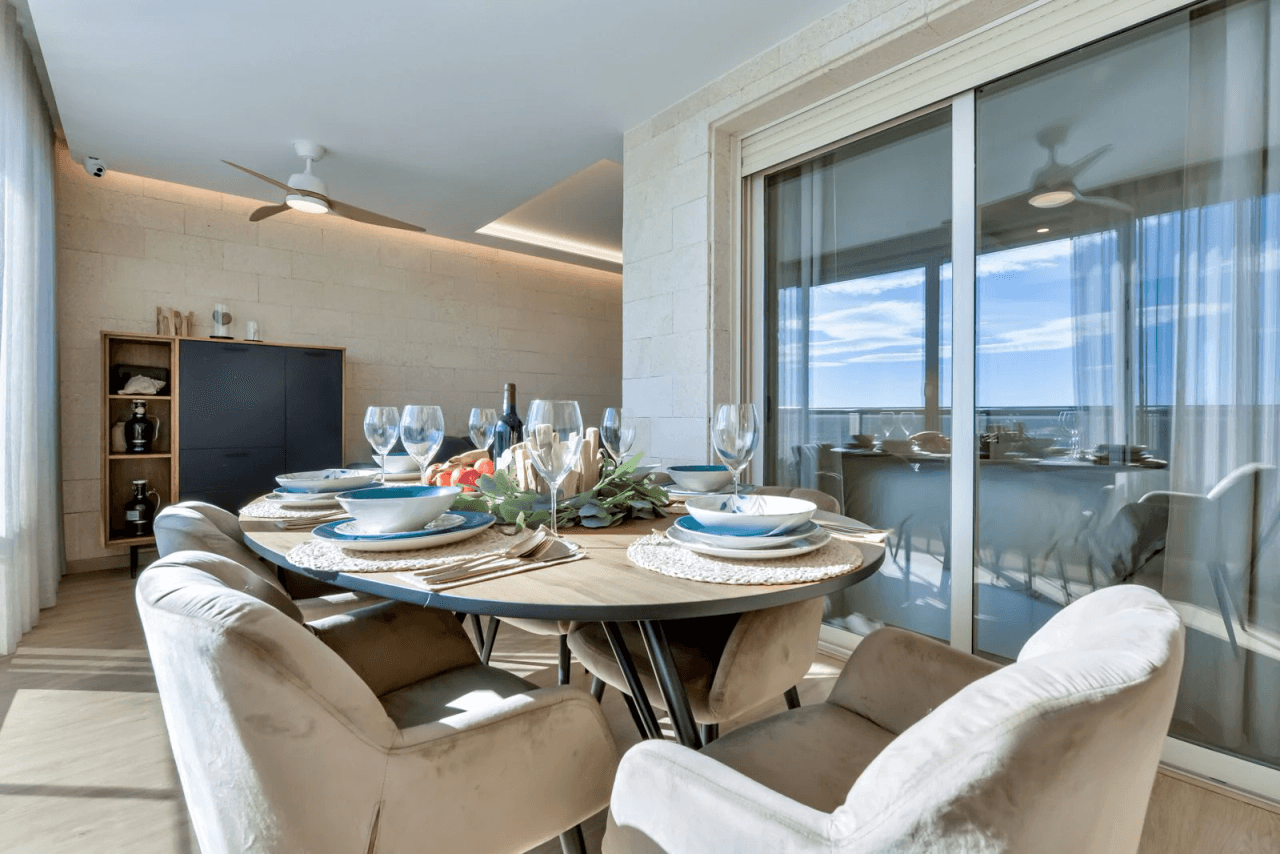 Seafront Duplex with Panoramic Views in Mascarat, Altea
