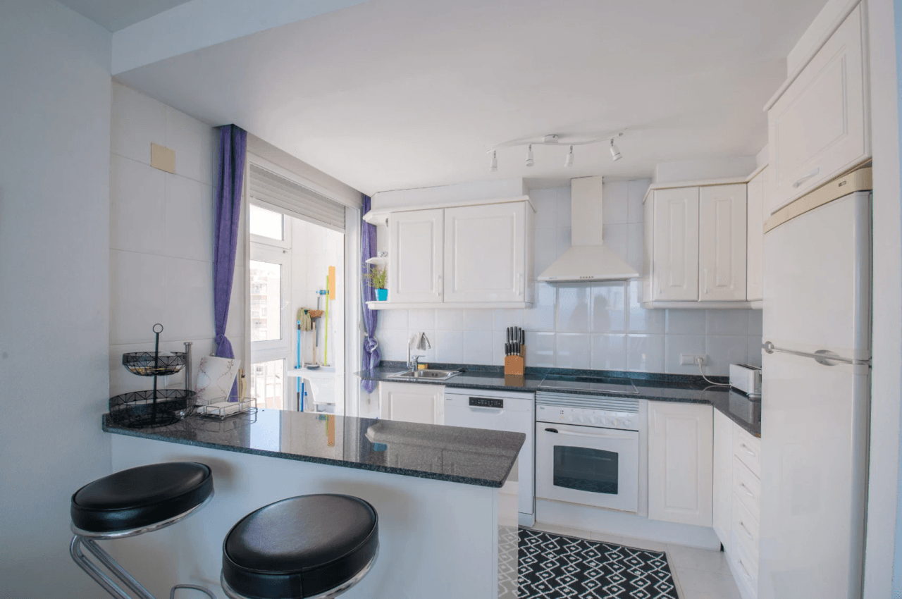 Penthouse for Sale in Calpe’s Puerto Area with Panoramic Sea Peñón Views