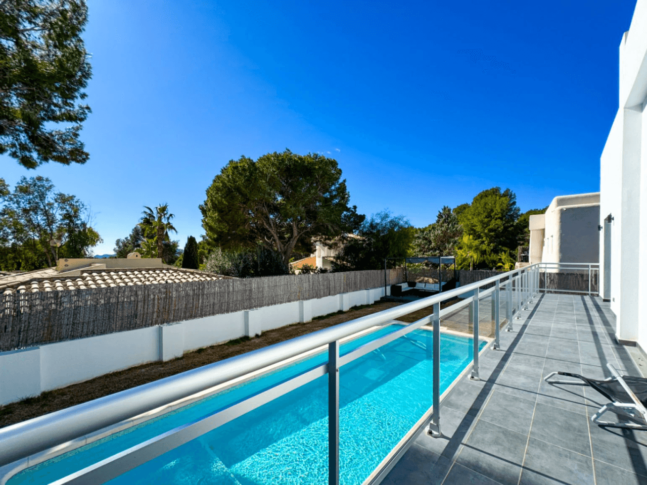 Modern Villa in the Quiet Residential area of Santa Clara, Altea
