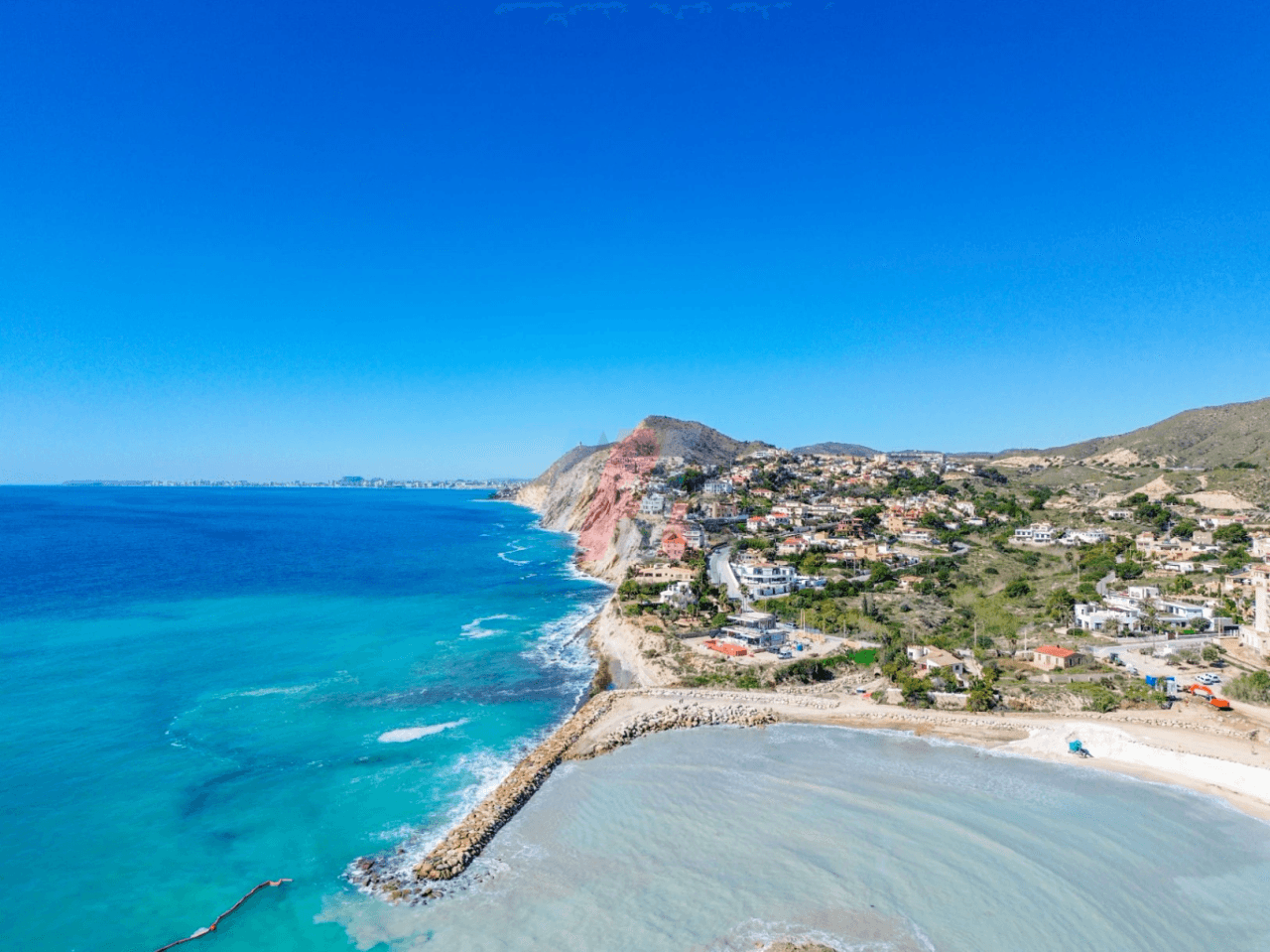 Mediterranean Villa with Sea Views, and walking distance to the sea, in Cala D'or, Campello