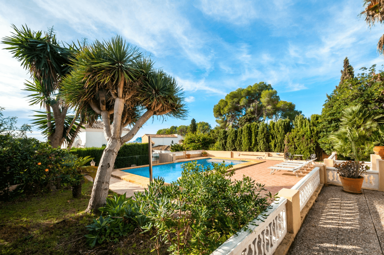Sea View Villa for Sale in Moraira Walking Distance to Centre