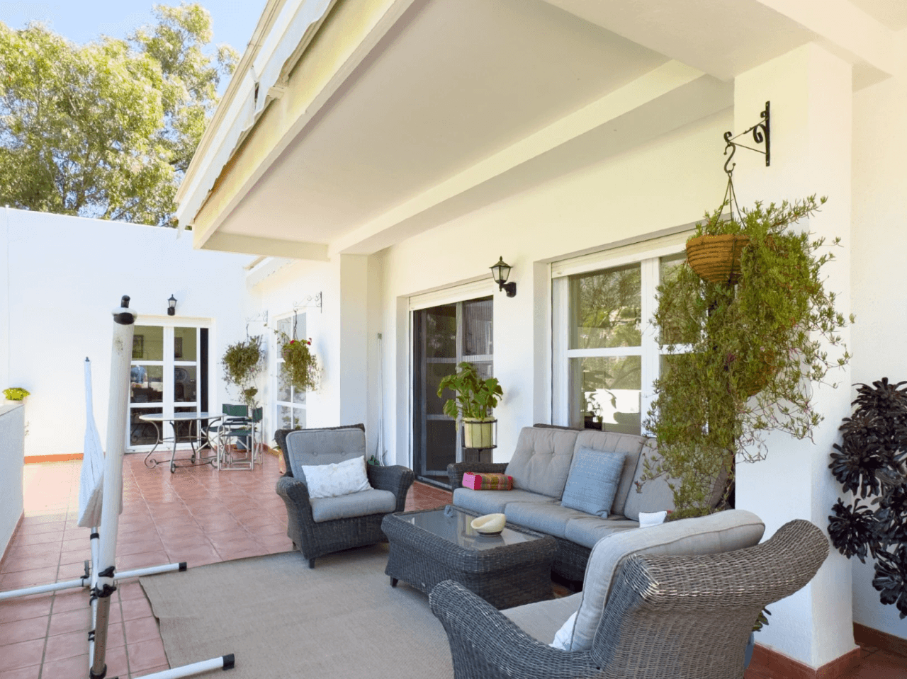 Fully Refurbished 4-Bedroom Villa with Golf, Mountain and Sea Views in Altea
