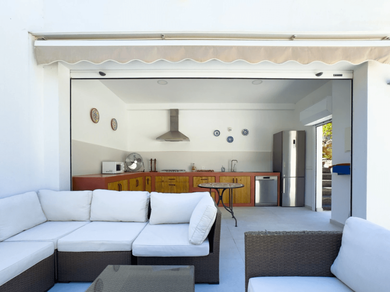 Fully Refurbished 4-Bedroom Villa with Golf, Mountain and Sea Views in Altea