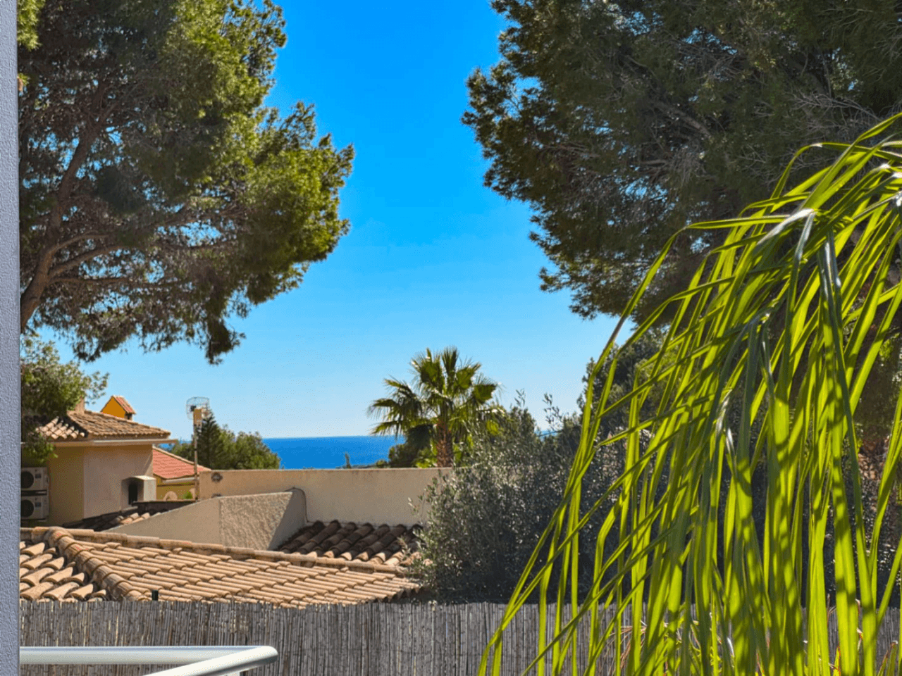 Modern Villa in the Quiet Residential area of Santa Clara, Altea