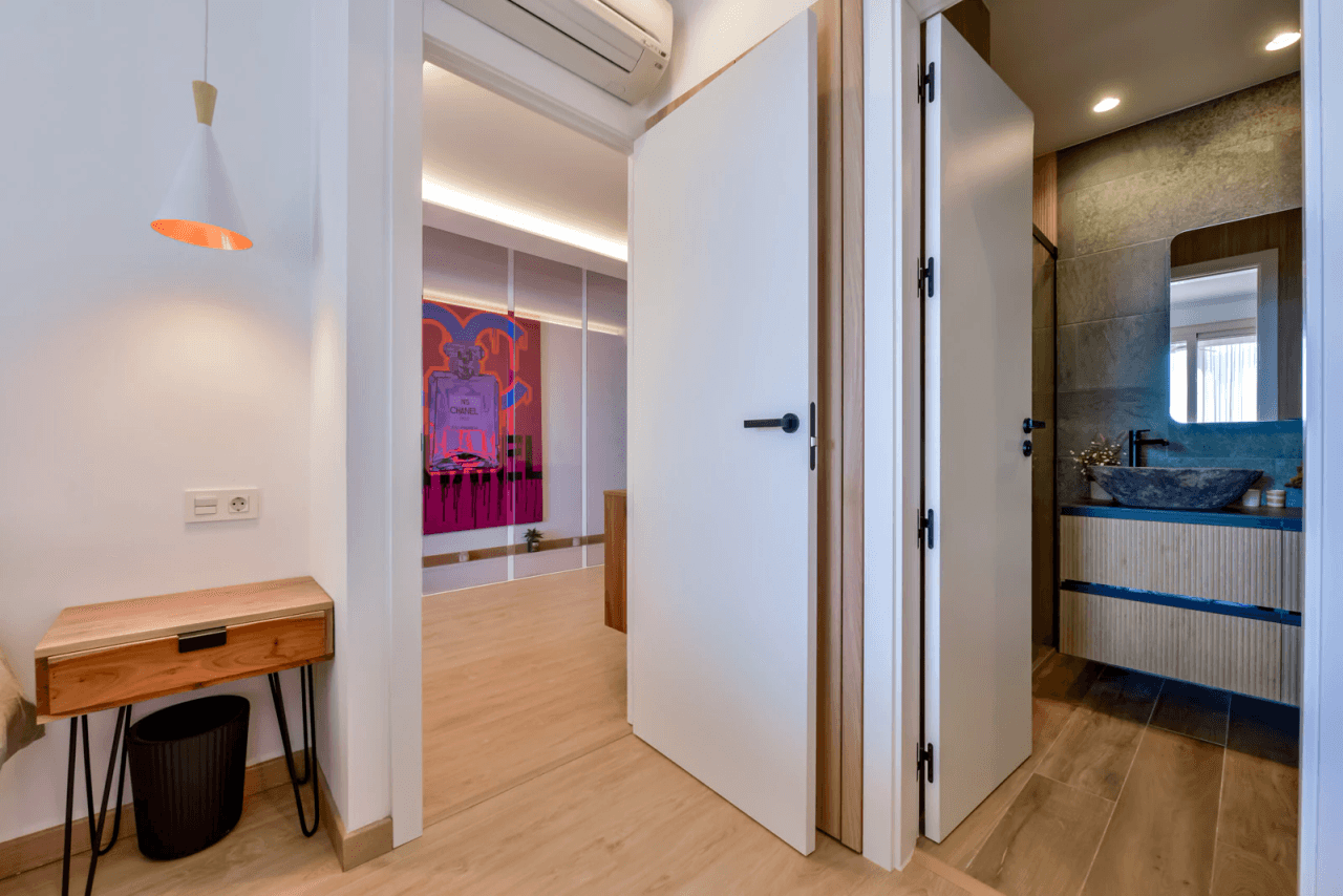Seafront Duplex with Panoramic Views in Mascarat, Altea