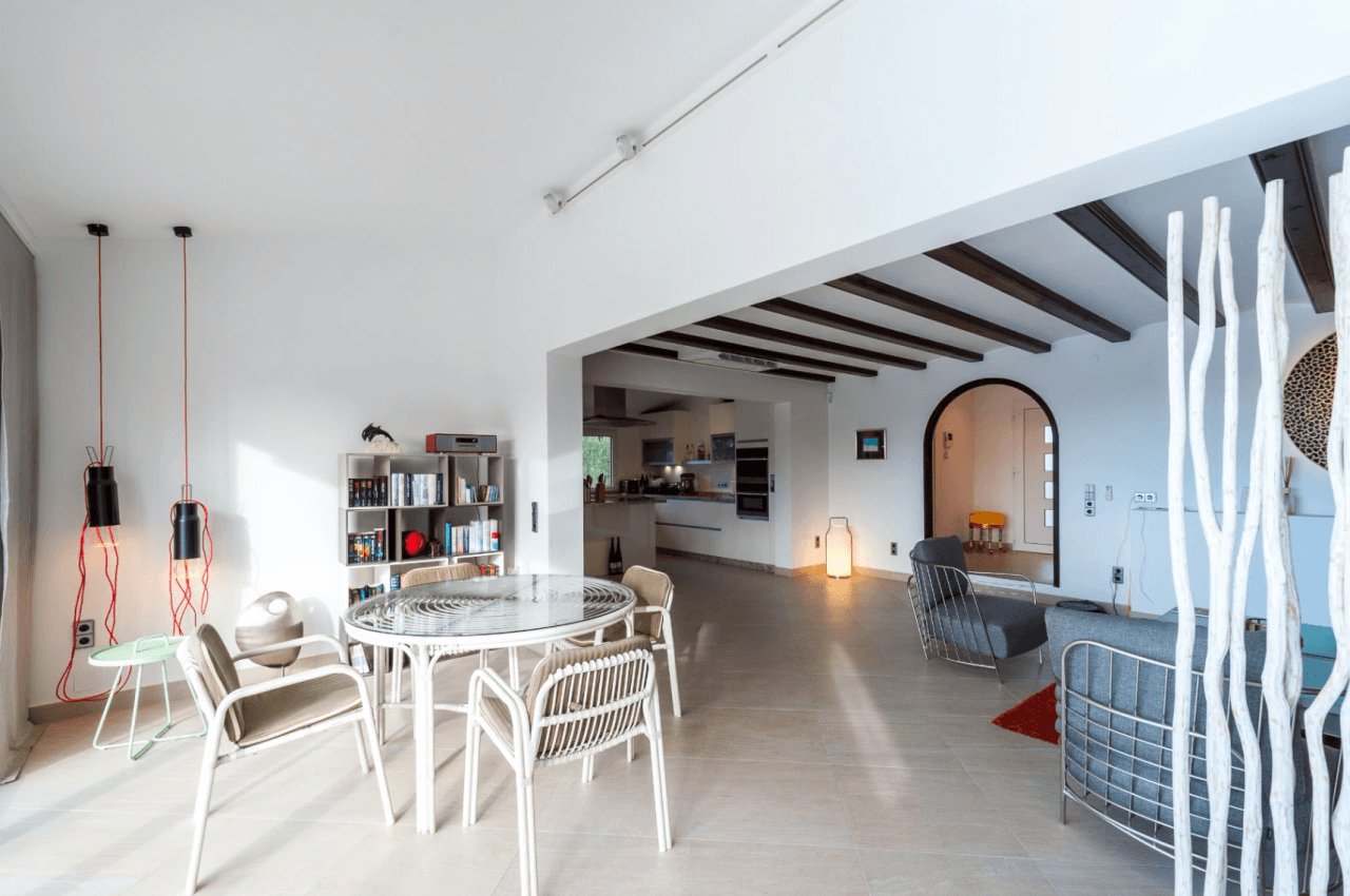 Sea View Villa for Sale in Moraira Walking Distance to Centre
