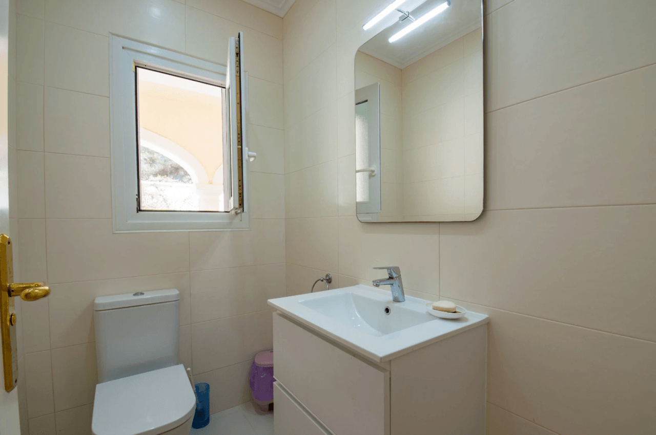 Large Elegant Villa with Sea Views for Sale in Moraira