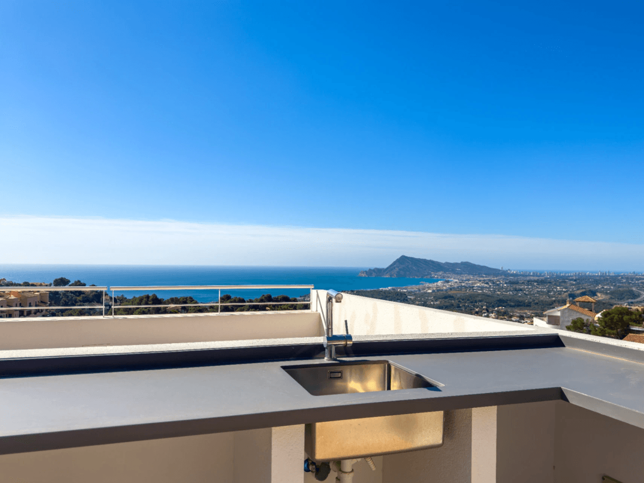Villa of 450 m² with infinity pool and panoramic sea views in Sierra de Altea