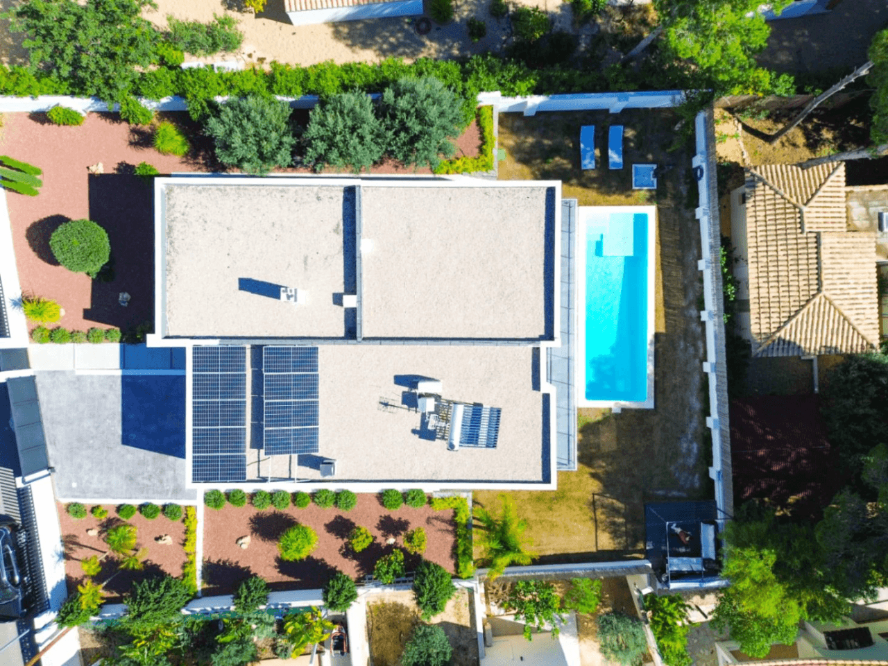 Modern Villa in the Quiet Residential area of Santa Clara, Altea