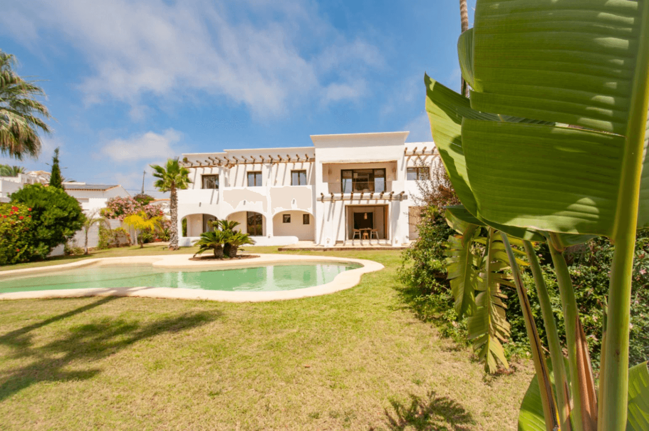 High-end designer villa for sale in San Jaime – Benissa
