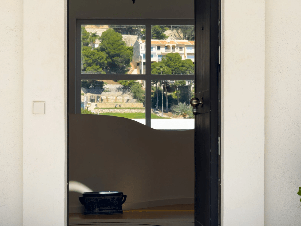 Fully Refurbished 4-Bedroom Villa with Golf, Mountain and Sea Views in Altea
