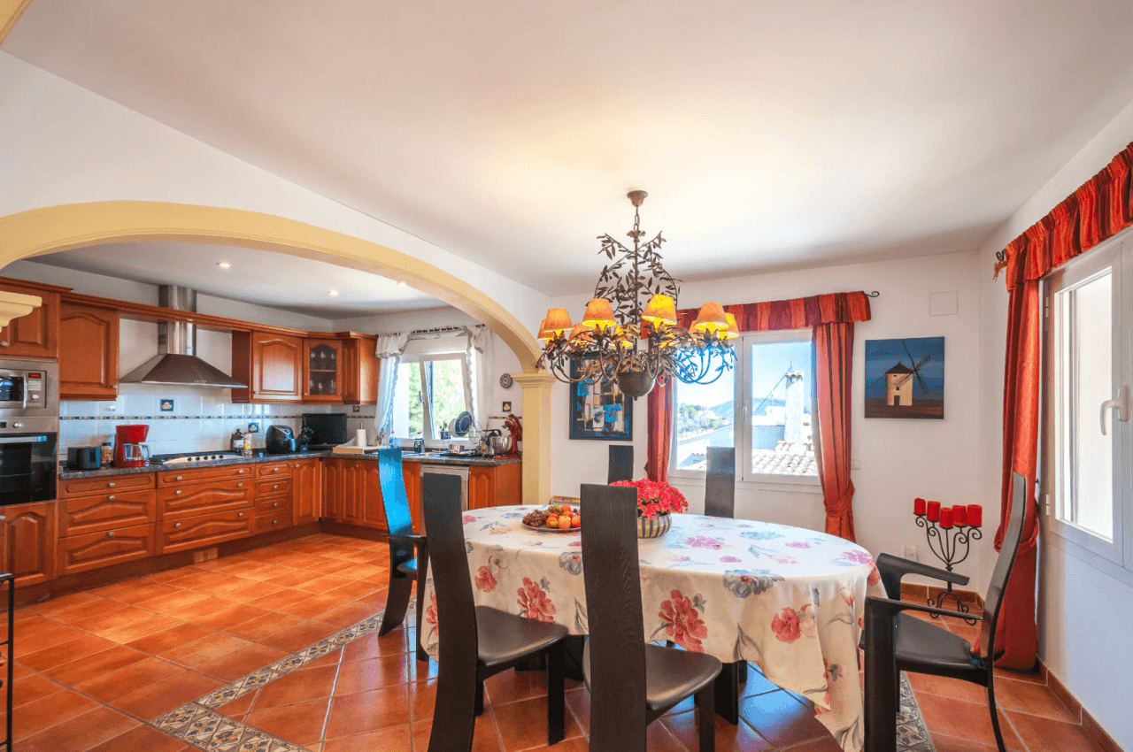 Benissa Villa with Sea Views and Separate Guest Apartment