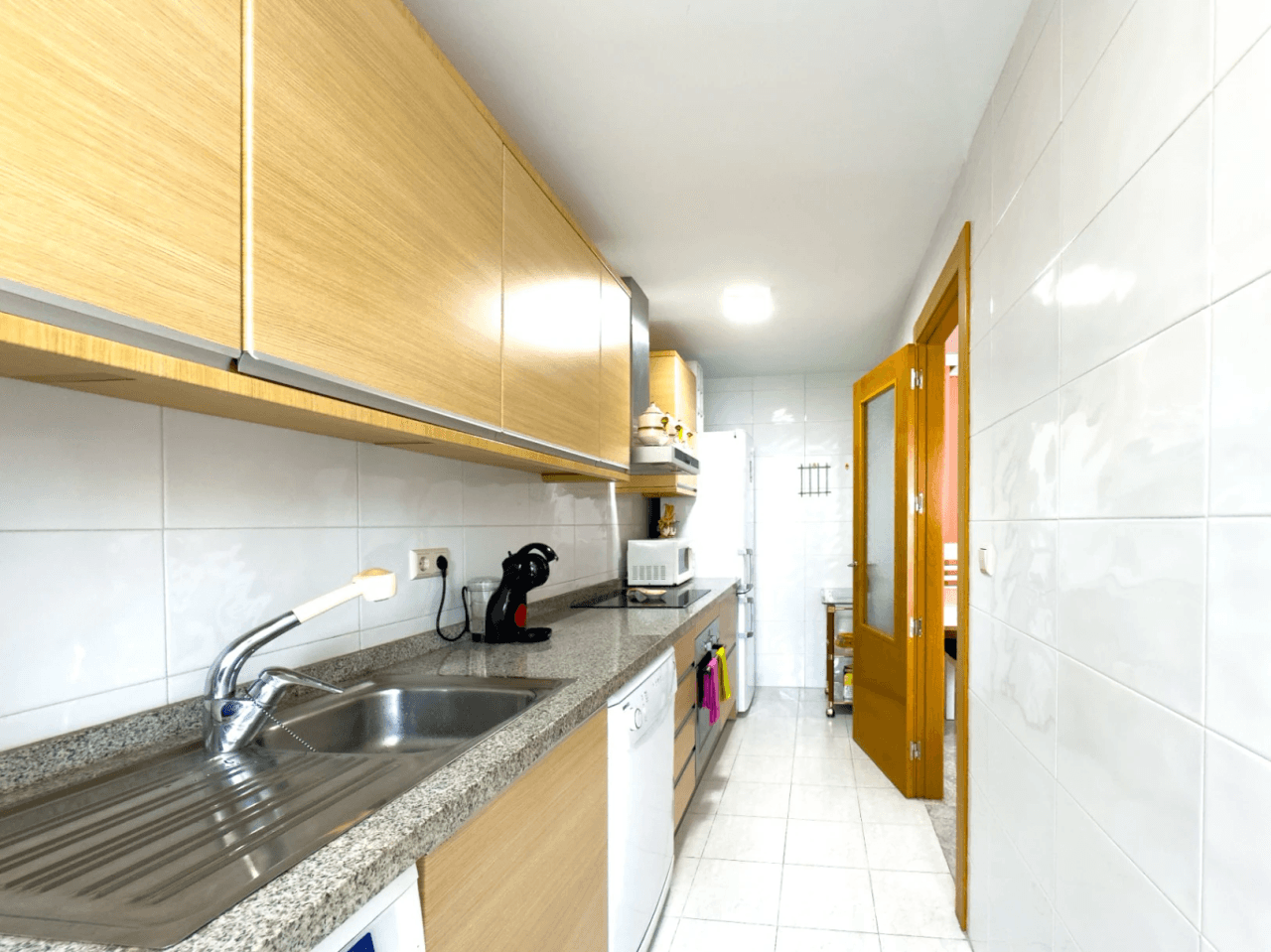 Bright Apartment with Balcony Just Steps from the Beach in Altea