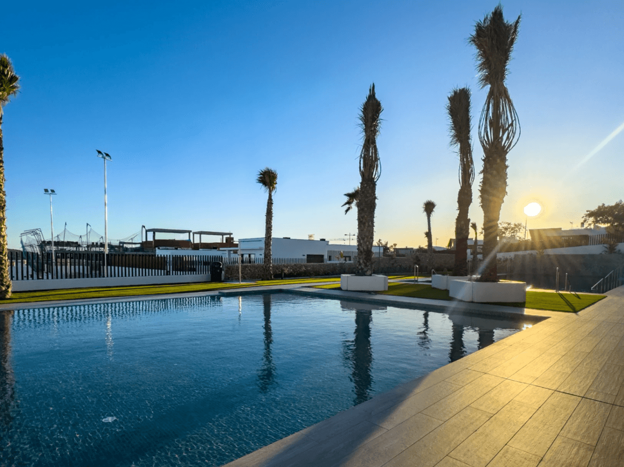 Newly built modern 2 apartment with sea views, recently delivered