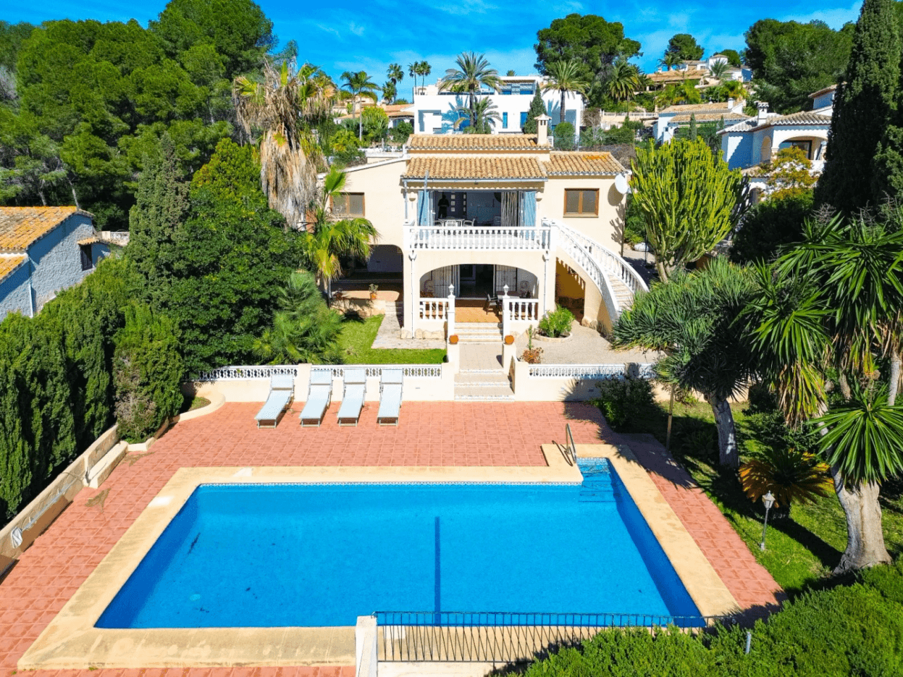 Sea View Villa for Sale in Moraira Walking Distance to Centre