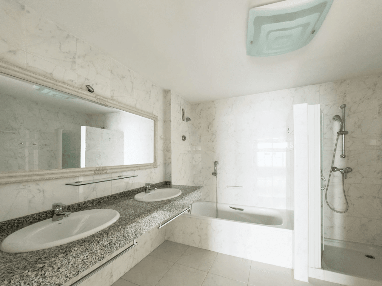 Penthouse for Sale in Calpe’s Puerto Area with Panoramic Sea Peñón Views