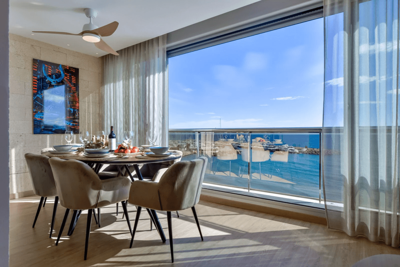Seafront Duplex with Panoramic Views in Mascarat, Altea