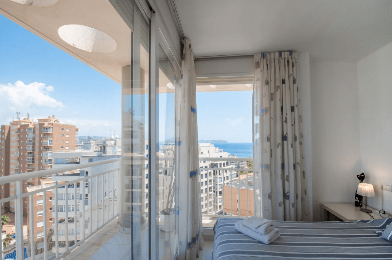 Penthouse for Sale in Calpe’s Puerto Area with Panoramic Sea Peñón Views