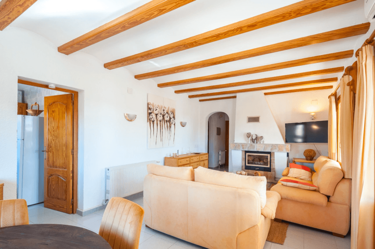 Southwest-oriented Mediterranean Villa in Benissa near San Jaime Golf Club