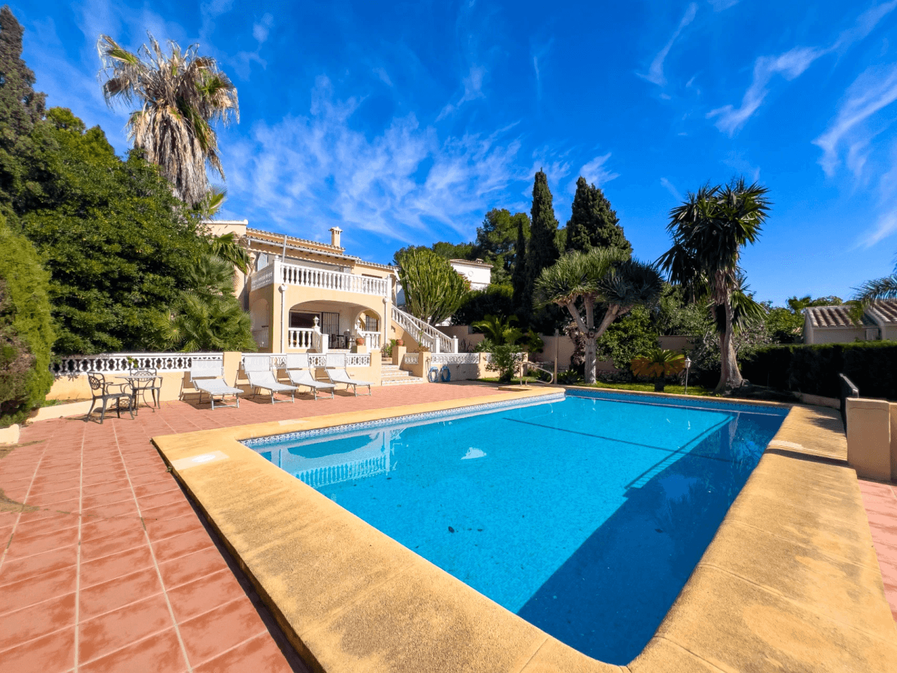 Sea View Villa for Sale in Moraira Walking Distance to Centre