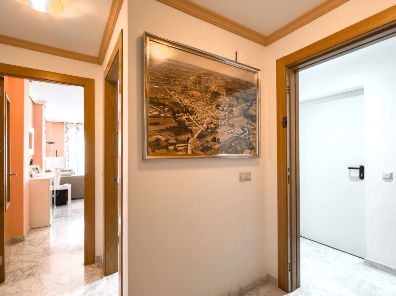 Bright Apartment with Balcony Just Steps from the Beach in Altea