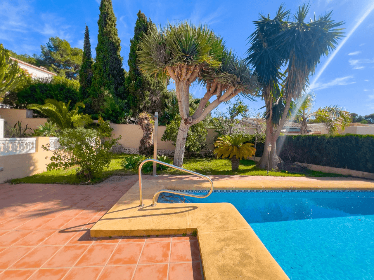 Sea View Villa for Sale in Moraira Walking Distance to Centre
