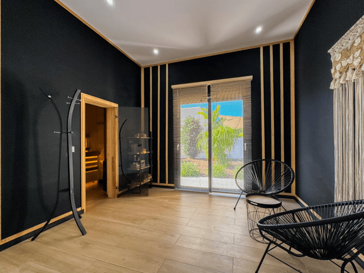 Modern Villa in the Quiet Residential area of Santa Clara, Altea