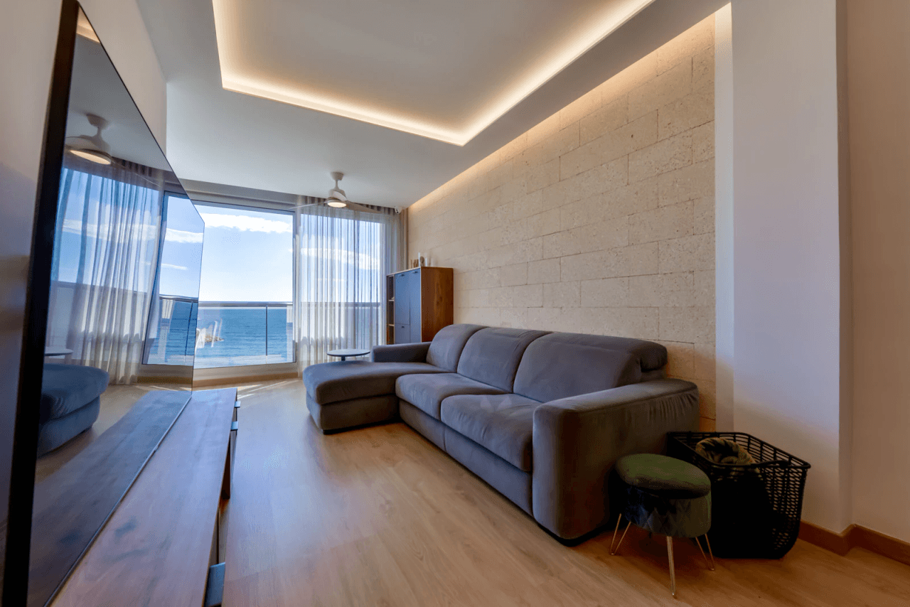 Seafront Duplex with Panoramic Views in Mascarat, Altea