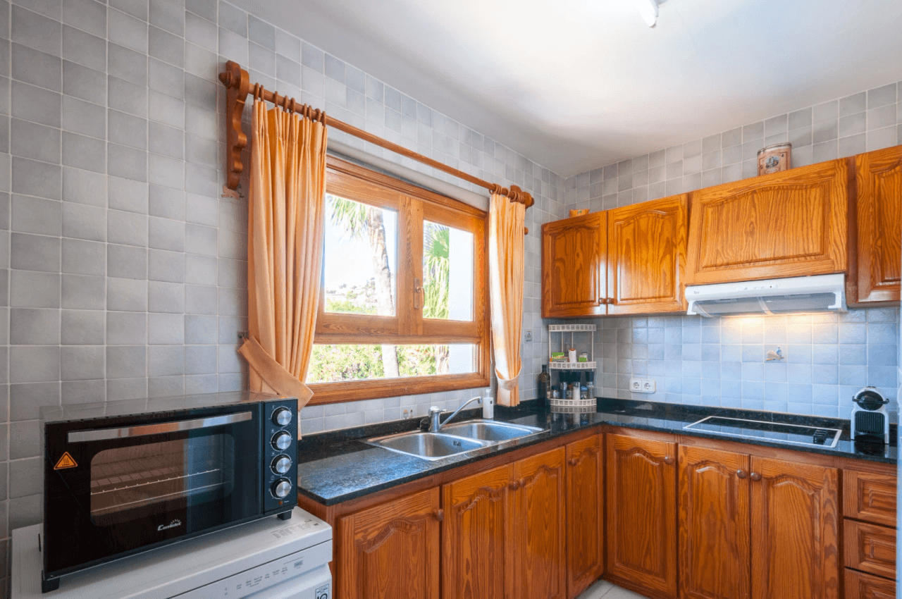 Southwest-oriented Mediterranean Villa in Benissa near San Jaime Golf Club