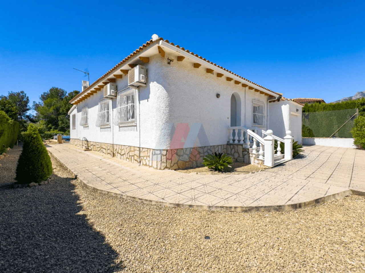 Single-level villa with private pool on 750 m² plot in La Nucía