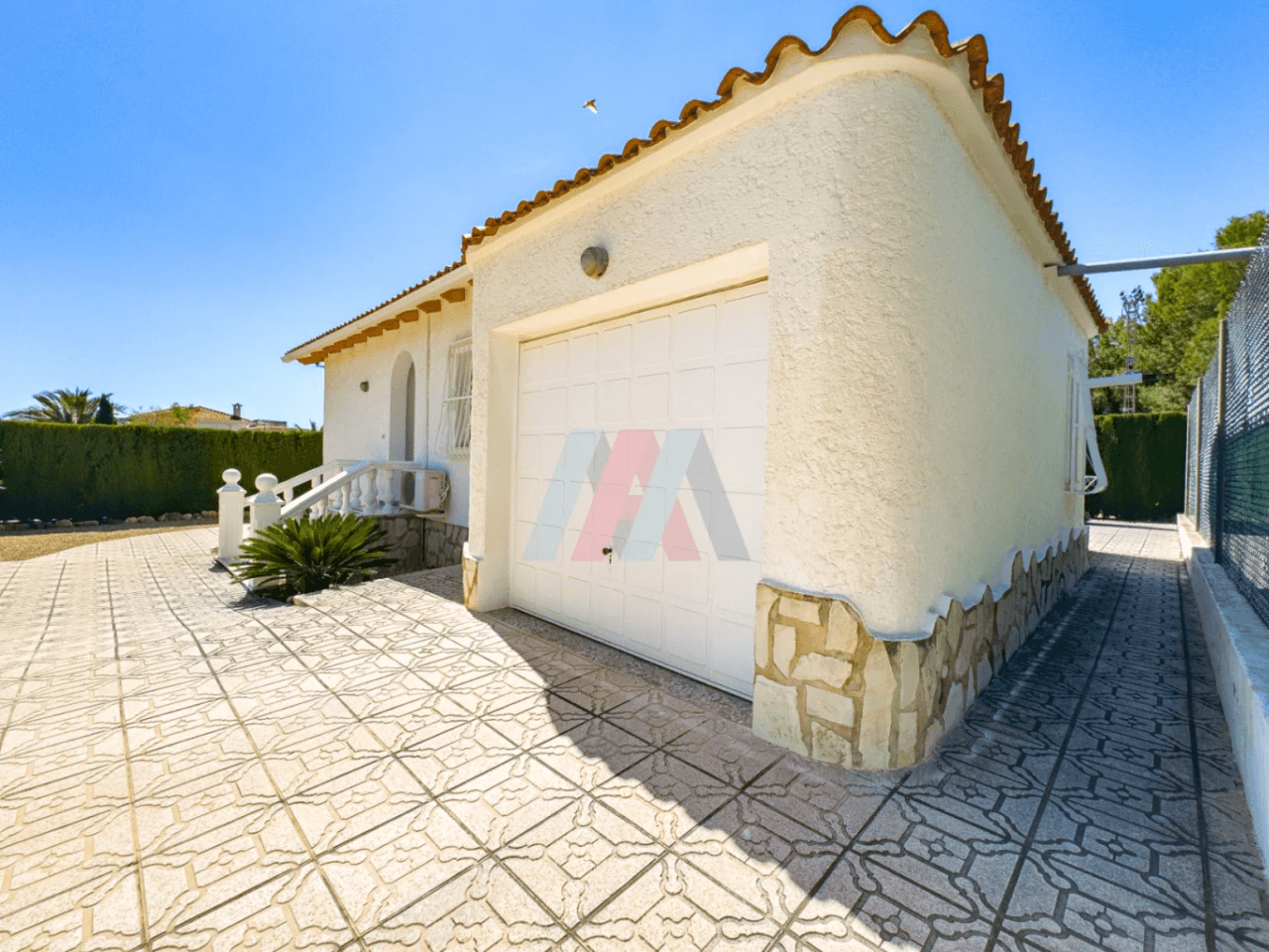 Single-level villa with private pool on 750 m² plot in La Nucía