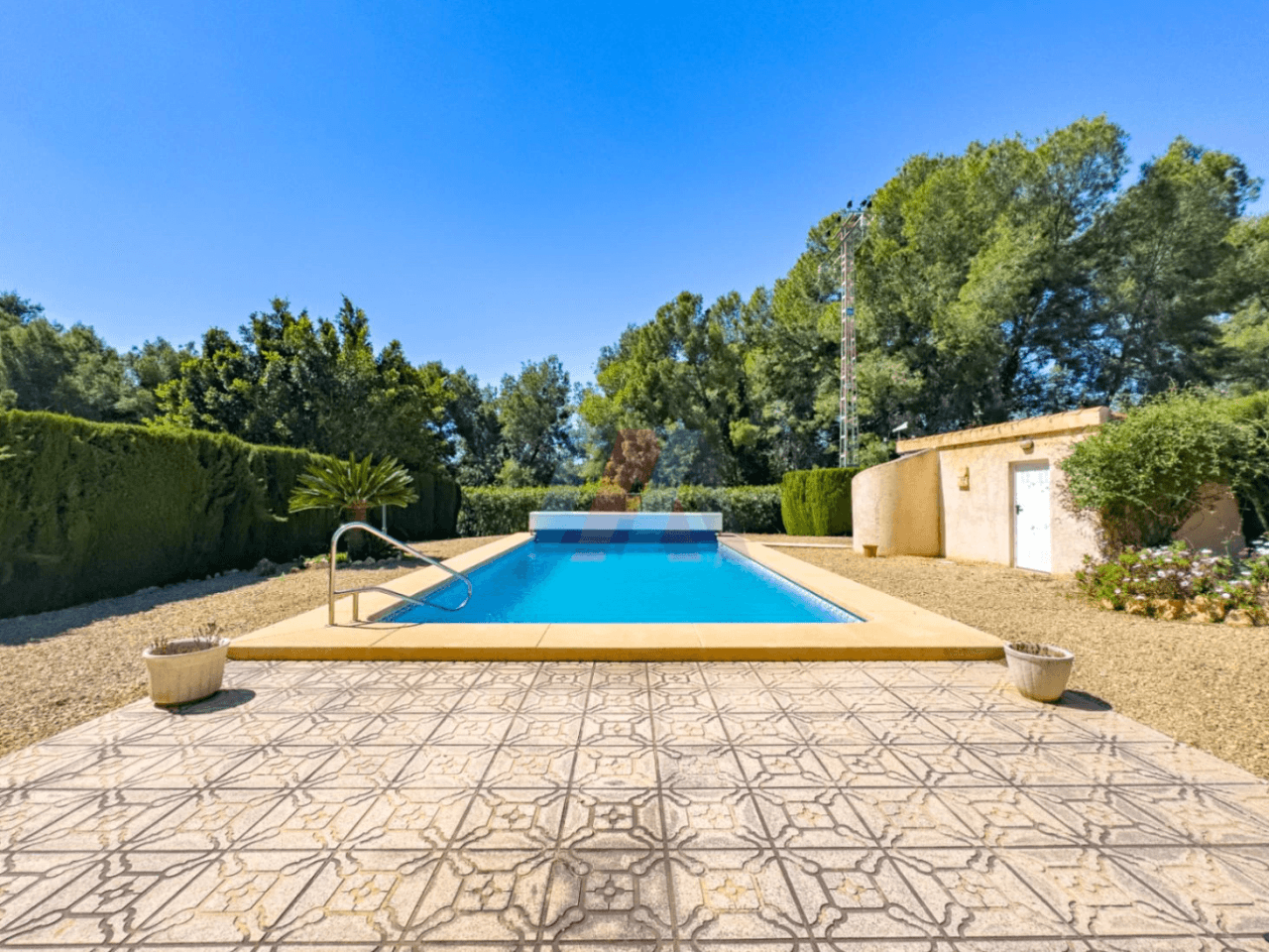 Single-level villa with private pool on 750 m² plot in La Nucía