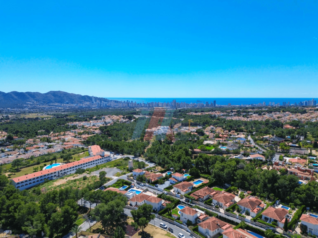 Single-level villa with private pool on 750 m² plot in La Nucía