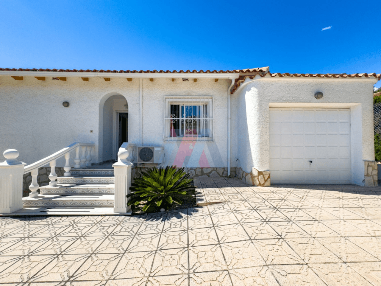 Single-level villa with private pool on 750 m² plot in La Nucía