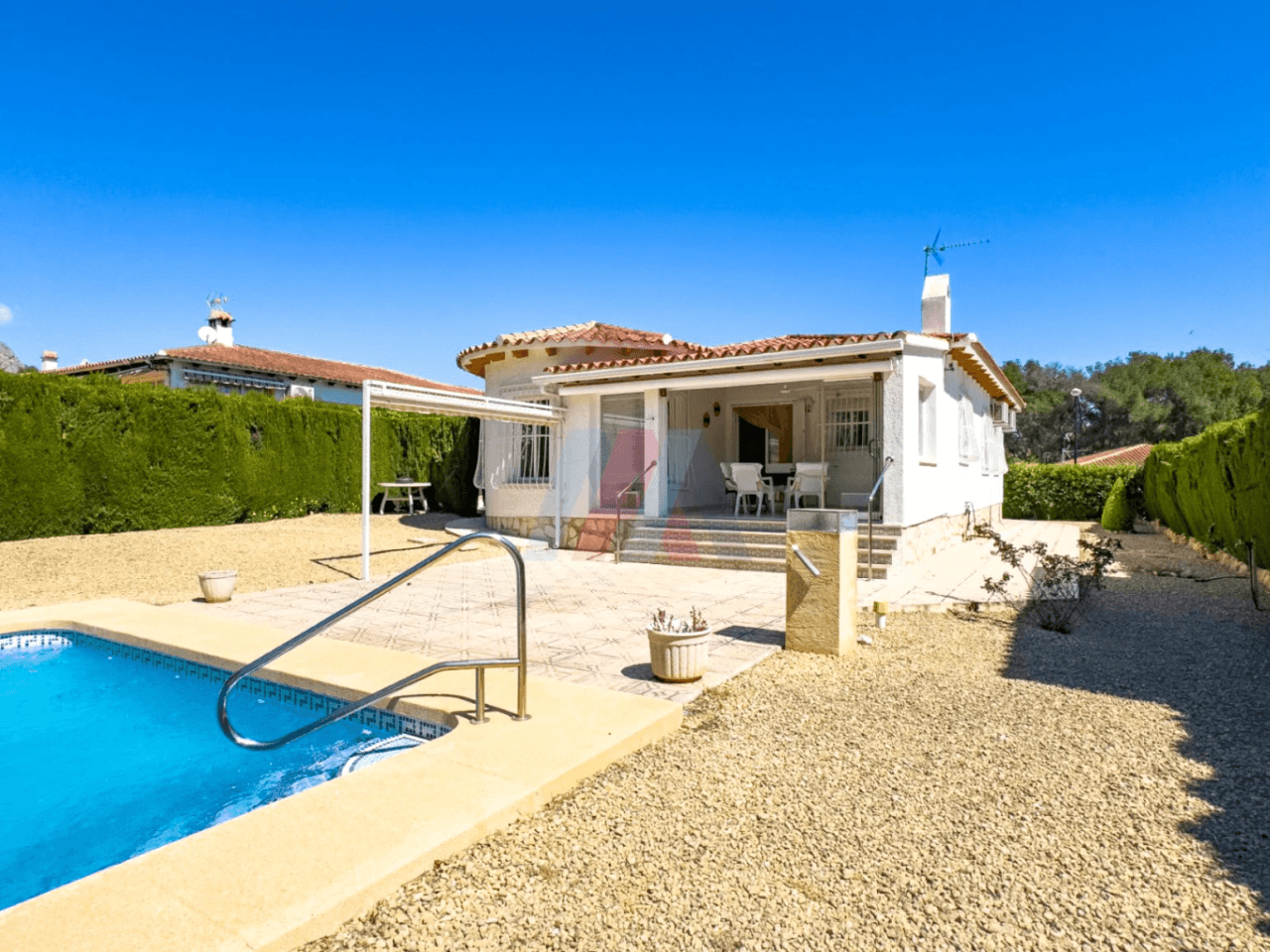 Single-level villa with private pool on 750 m² plot in La Nucía